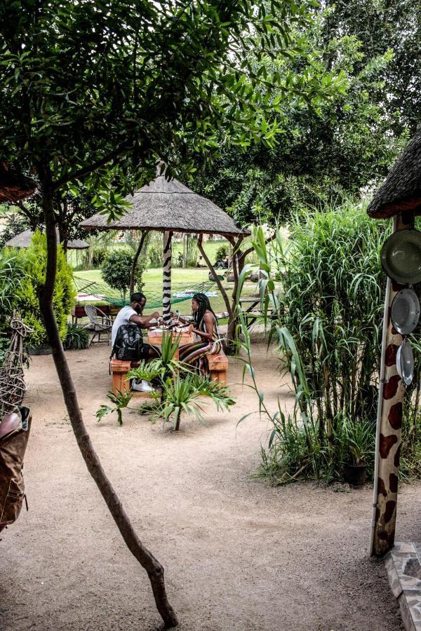 Hostel Lebo's Soweto Backpackers